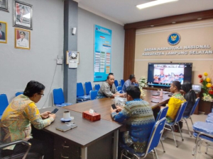 BNNK Lampung Selatan Terima Penghargaan BNN RI Atas Dedikasi Kerja Nyata Pelayanan Rehabilitasi