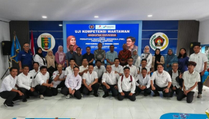 “22 Wartawan Lulus UKW ke-37 PWI Lampung, Wirahadikusumah Tekankan Etika Jurnalistik”