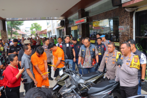 2 Satpam Supermarket Grosir di Bandar Lampung Ditangkap, Ternyata Jadi Penadah Motor Curian