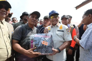 Mendagri Tito Karnavian Tinjau Lokasi Pengungsian di Aceh Utara