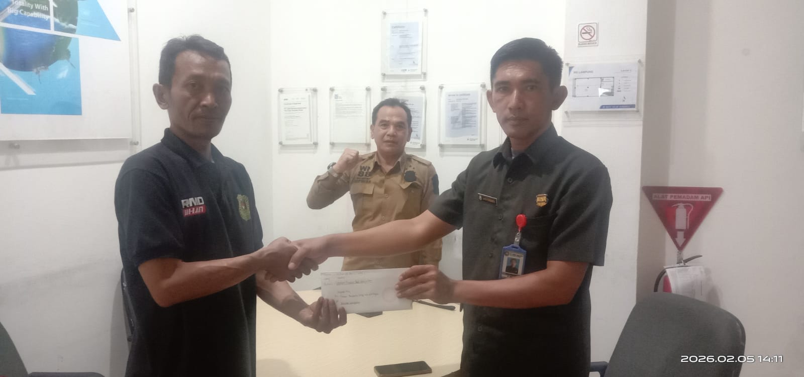 Warga Kebon Jeruk Meminta Bongkar Tower Milik PT Tower Bersama Group