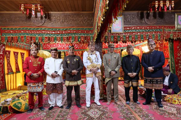 Gubernur Lampung Resmi Diangkon Muakhi Oleh Kepaksian Skala Brak