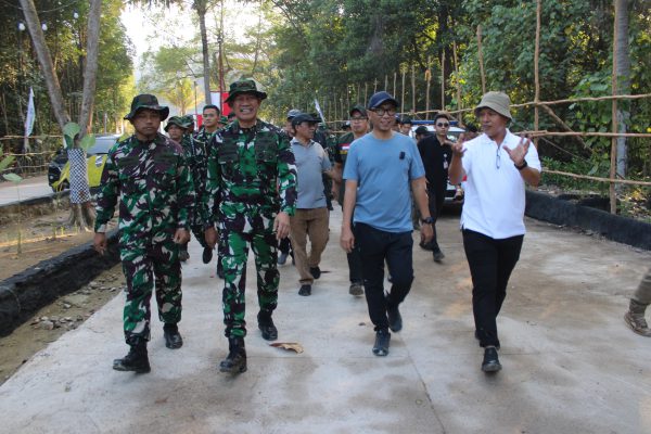 Gerakan Radin Inten Asri Melalui Aksi Bersih Pantai