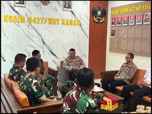 Tingkatkan Sinergi TNI-Polri, Kapolres dan Wakapolres Silaturahmi Ke Kodim 0427 / Way Kanan