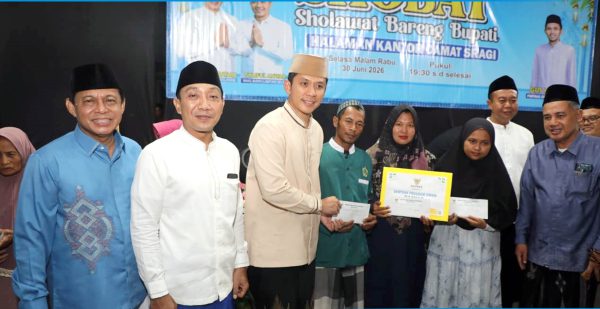 Pembangunan Tak Boleh Timpang, Bupati Egi Dorong Penguatan SDM dan UMKM Melalui Shobat di Sragi