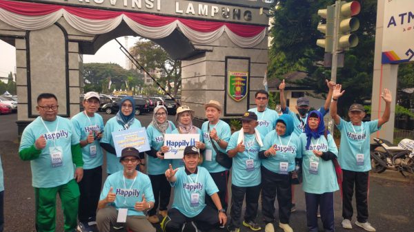 Forkomala Satu Ajak 1.000 Lansia Jaga Kesehatan Lewat Jalan Sehat di Bandar Lampung