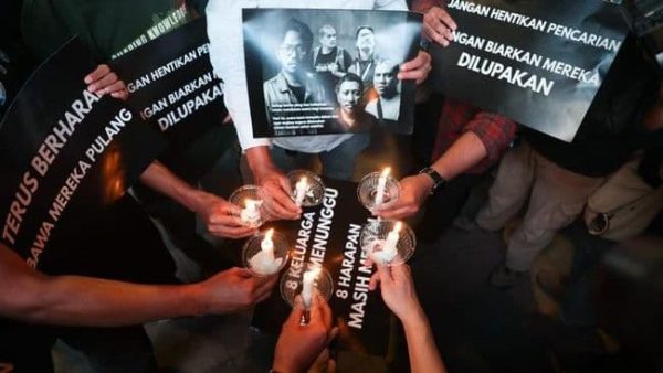 Solidaritas Nasional: Jurnalis Di 3 Kota Gelar Doa Untuk Rekan Yang Hilang DI Selat Sunda
